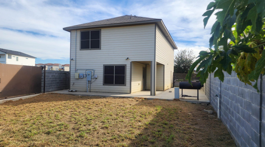 3821 Gregorio Lerma Dr, Laredo, Texas 78046, 4 Bedrooms Bedrooms, 6 Rooms Rooms,2 BathroomsBathrooms,Residential,For Sale,3821 Gregorio Lerma Dr,20262807