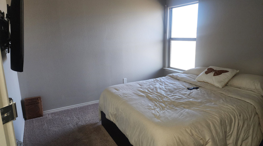 3821 Gregorio Lerma Dr, Laredo, Texas 78046, 4 Bedrooms Bedrooms, 6 Rooms Rooms,2 BathroomsBathrooms,Residential,For Sale,3821 Gregorio Lerma Dr,20262807