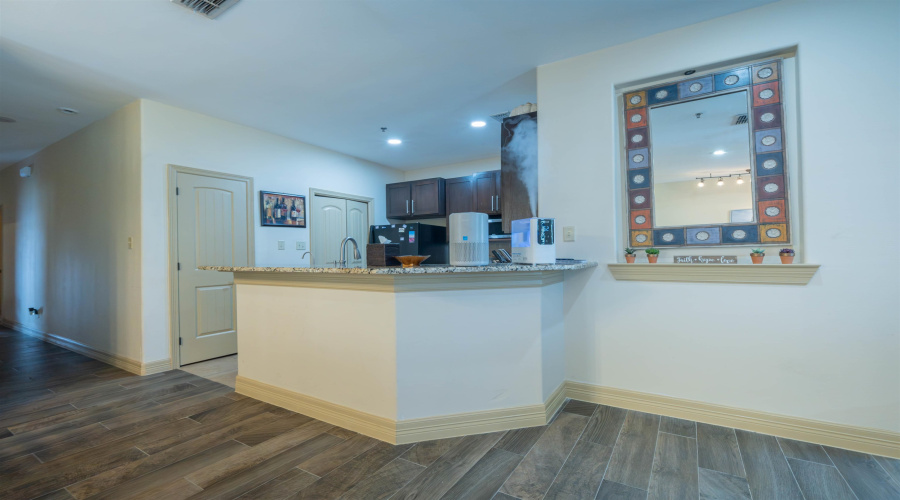8216 Casa Verde Rd, Laredo, Texas 78041, 3 Bedrooms Bedrooms, 6 Rooms Rooms,2 BathroomsBathrooms,Residential,For Sale,8216 Casa Verde Rd,20262810