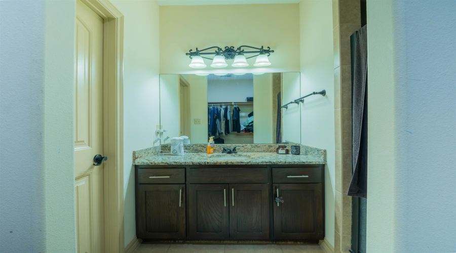 8216 Casa Verde Rd, Laredo, Texas 78041, 3 Bedrooms Bedrooms, 6 Rooms Rooms,2 BathroomsBathrooms,Residential,For Sale,8216 Casa Verde Rd,20262810