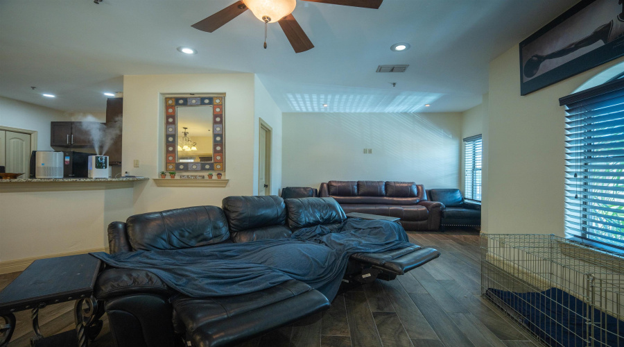 8216 Casa Verde Rd, Laredo, Texas 78041, 3 Bedrooms Bedrooms, 6 Rooms Rooms,2 BathroomsBathrooms,Residential,For Sale,8216 Casa Verde Rd,20262810