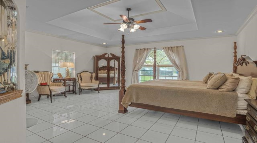 3001 Falcon Ridge Cv, Laredo, Texas 78045-813, 6 Bedrooms Bedrooms, 9 Rooms Rooms,5 BathroomsBathrooms,Residential,For Sale,3001 Falcon Ridge Cv,20262813