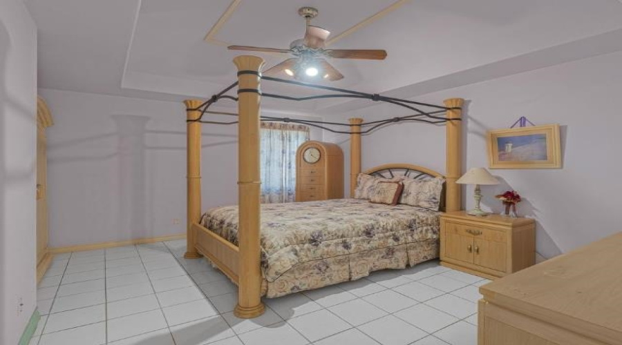 3001 Falcon Ridge Cv, Laredo, Texas 78045-813, 6 Bedrooms Bedrooms, 9 Rooms Rooms,5 BathroomsBathrooms,Residential,For Sale,3001 Falcon Ridge Cv,20262813