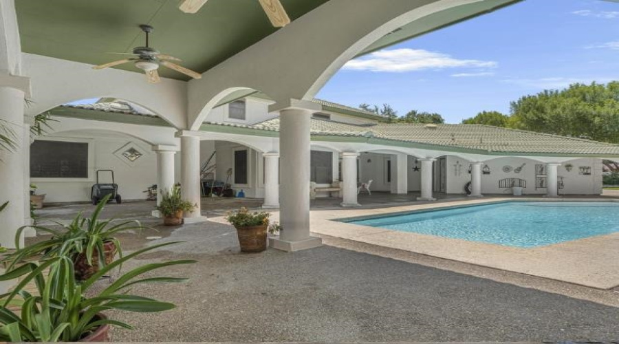 3001 Falcon Ridge Cv, Laredo, Texas 78045-813, 6 Bedrooms Bedrooms, 9 Rooms Rooms,5 BathroomsBathrooms,Residential,For Sale,3001 Falcon Ridge Cv,20262813