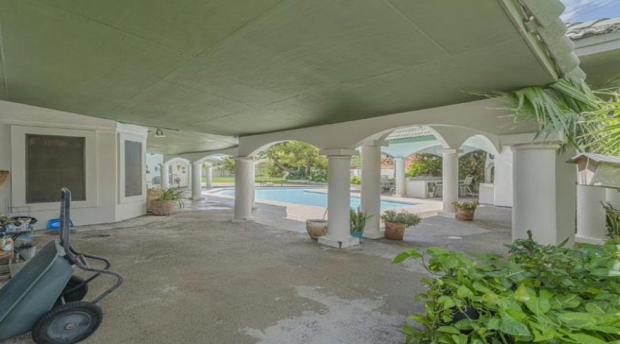 3001 Falcon Ridge Cv, Laredo, Texas 78045-813, 6 Bedrooms Bedrooms, 9 Rooms Rooms,5 BathroomsBathrooms,Residential,For Sale,3001 Falcon Ridge Cv,20262813
