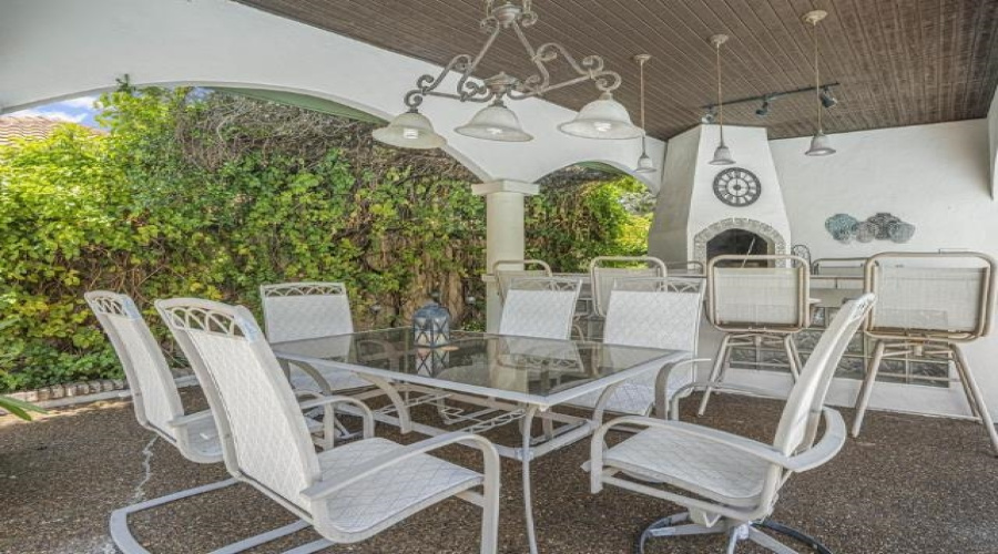 3001 Falcon Ridge Cv, Laredo, Texas 78045-813, 6 Bedrooms Bedrooms, 9 Rooms Rooms,5 BathroomsBathrooms,Residential,For Sale,3001 Falcon Ridge Cv,20262813
