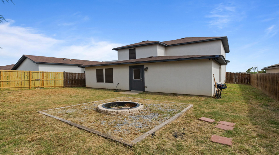 5513 Encanto Dr., LAREDO, Texas 78046, 3 Bedrooms Bedrooms, 6 Rooms Rooms,2 BathroomsBathrooms,Residential,For Sale,5513 Encanto Dr.,20262814