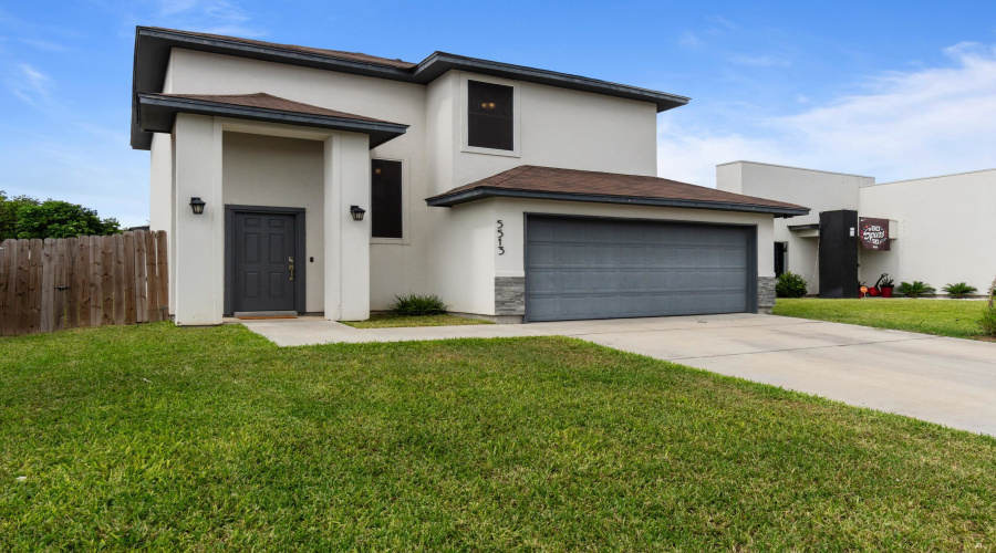 5513 Encanto Dr., LAREDO, Texas 78046, 3 Bedrooms Bedrooms, 6 Rooms Rooms,2 BathroomsBathrooms,Residential,For Sale,5513 Encanto Dr.,20262814