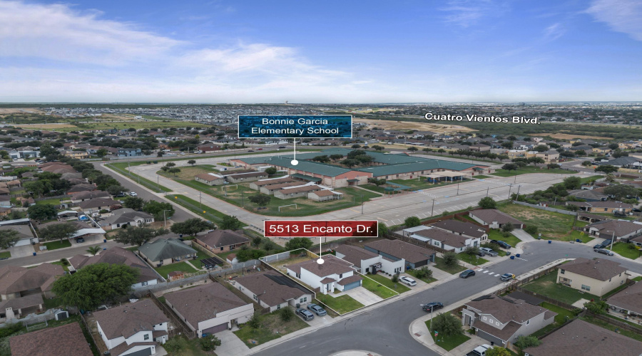 5513 Encanto Dr., LAREDO, Texas 78046, 3 Bedrooms Bedrooms, 6 Rooms Rooms,2 BathroomsBathrooms,Residential,For Sale,5513 Encanto Dr.,20262814