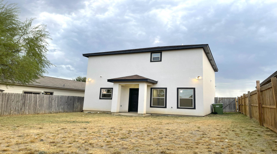 5801 Moses Lp., Laredo, Texas 78046, 3 Bedrooms Bedrooms, 6 Rooms Rooms,2 BathroomsBathrooms,Residential,For Sale,5801 Moses Lp.,20262817