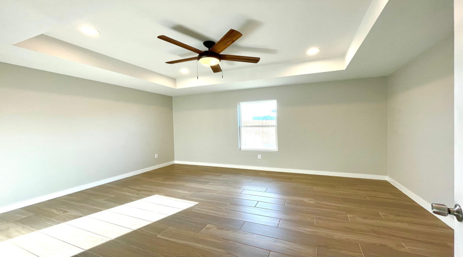 1412 El Caporal Dr., LAREDO, Texas 78046, 3 Bedrooms Bedrooms, 6 Rooms Rooms,2 BathroomsBathrooms,Residential,For Rent,1412 El Caporal Dr.,20262818
