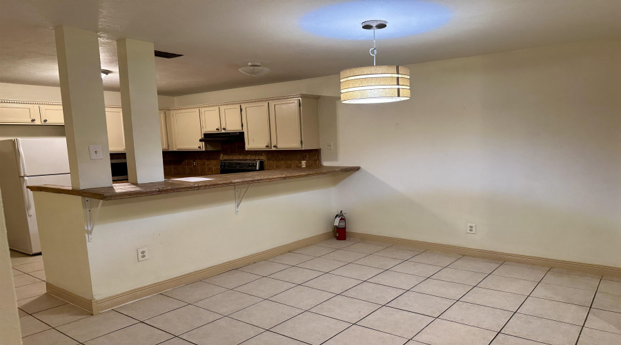 1111 Shiloh Dr, Laredo, Texas 78045, 2 Bedrooms Bedrooms, 4 Rooms Rooms,1 BathroomBathrooms,Residential,For Rent,1111 Shiloh Dr,20262819