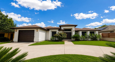 5511 Marble Falls St, Laredo, Texas 78046, 4 Bedrooms Bedrooms, 6 Rooms Rooms,2 BathroomsBathrooms,Residential,For Rent,5511 Marble Falls St,20262821 5511 Marble Falls St, Laredo, Texas 78046, 4 Bedrooms Bedrooms, 6 Rooms Rooms,2 BathroomsBathrooms,Residential,For Rent,5511 Marble Falls St,20262821
