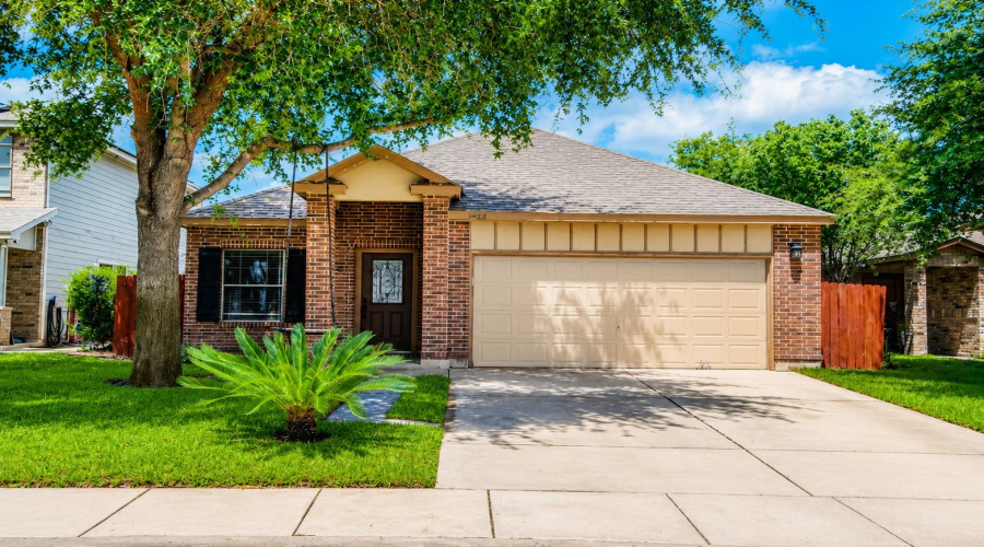 11168 Capistran Lp, LAREDO, Texas 78045, 3 Bedrooms Bedrooms, 5 Rooms Rooms,2 BathroomsBathrooms,Residential,For Sale,11168 Capistran Lp,20262831