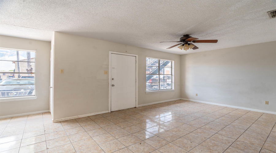 4902 Marcella Ave, laredo, Texas 78041, 2 Bedrooms Bedrooms, 4 Rooms Rooms,1 BathroomBathrooms,Residential,For Rent,4902 Marcella Ave,20262833