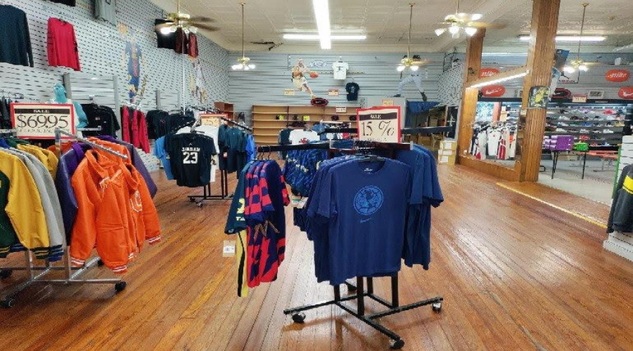 1112 Hidalgo St, Laredo, Texas 78040, 1 Room Rooms,1 BathroomBathrooms,Commercial retail/office,For Sale,1112 Hidalgo St,20262839