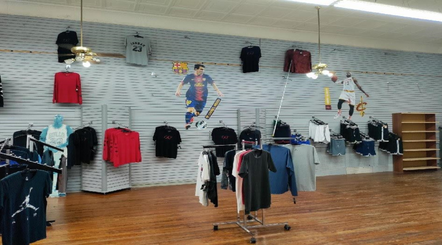 1112 Hidalgo St, Laredo, Texas 78040, 1 Room Rooms,1 BathroomBathrooms,Commercial retail/office,For Sale,1112 Hidalgo St,20262839