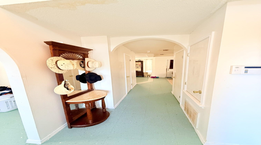 812 Doner Rd, Laredo, Texas 78045, ,Multi-family,For Sale,812 Doner Rd,20262842