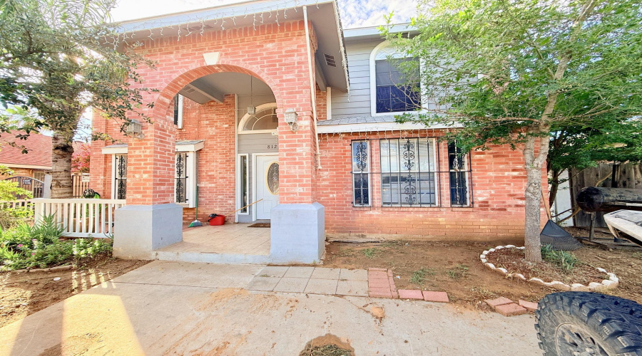 812 Doner Rd, Laredo, Texas 78045, ,Multi-family,For Sale,812 Doner Rd,20262842