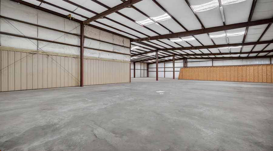 14414 Investment Ave, Laredo, Texas 78045, 1 Bedroom Bedrooms, 1 Room Rooms,2 BathroomsBathrooms,Commercial/industrial,For Rent,14414 Investment Ave,20262841