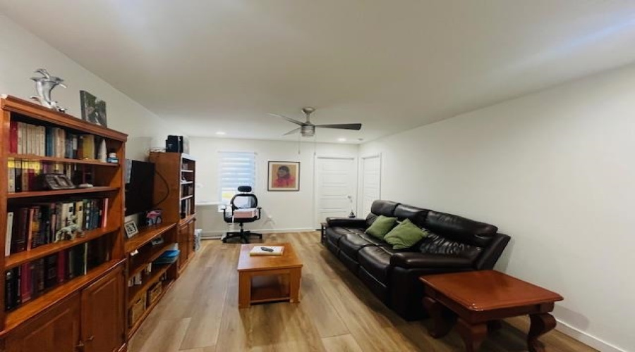204 Deer Path Loop, Laredo, Texas 78045, 3 Bedrooms Bedrooms, 7 Rooms Rooms,2 BathroomsBathrooms,Residential,For Sale,204 Deer Path Loop,20262843
