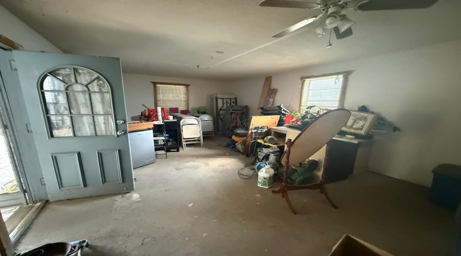 606 El Monte Lp, Laredo, Texas 78045, 3 Bedrooms Bedrooms, 5 Rooms Rooms,2 BathroomsBathrooms,Residential,For Sale,606 El Monte Lp,20262847