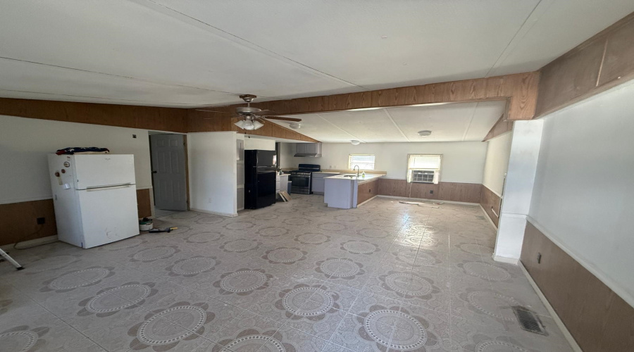 606 El Monte Lp, Laredo, Texas 78045, 3 Bedrooms Bedrooms, 5 Rooms Rooms,2 BathroomsBathrooms,Residential,For Sale,606 El Monte Lp,20262847