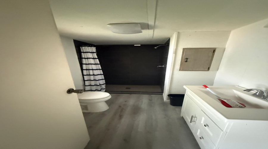 606 El Monte Lp, Laredo, Texas 78045, 3 Bedrooms Bedrooms, 5 Rooms Rooms,2 BathroomsBathrooms,Residential,For Sale,606 El Monte Lp,20262847