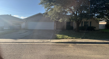 1706 Stonefield Ln, Laredo, Texas 78045, 3 Bedrooms Bedrooms, 5 Rooms Rooms,2 BathroomsBathrooms,Residential,For Rent,1706 Stonefield Ln,20262848