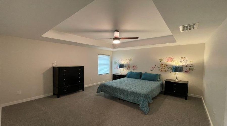 1305 Sambar Lp, Laredo, Texas 78045, 4 Bedrooms Bedrooms, 9 Rooms Rooms,3 BathroomsBathrooms,Residential,For Sale,1305 Sambar Lp,20262851