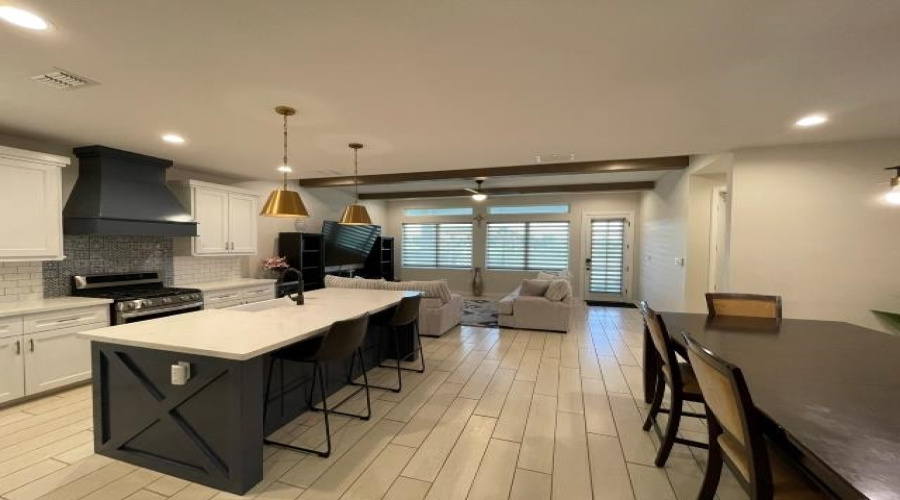 1305 Sambar Lp, Laredo, Texas 78045, 4 Bedrooms Bedrooms, 9 Rooms Rooms,3 BathroomsBathrooms,Residential,For Sale,1305 Sambar Lp,20262851