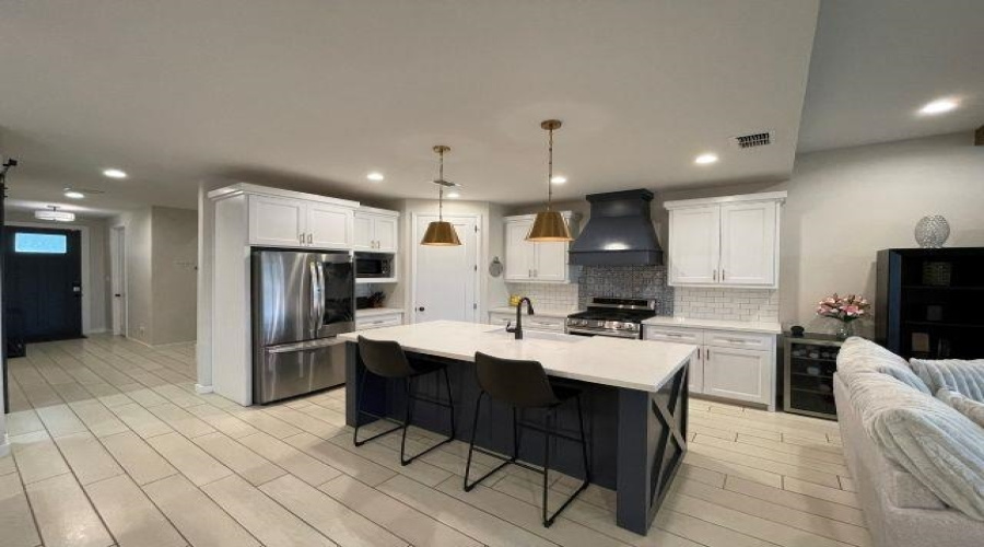 1305 Sambar Lp, Laredo, Texas 78045, 4 Bedrooms Bedrooms, 9 Rooms Rooms,3 BathroomsBathrooms,Residential,For Sale,1305 Sambar Lp,20262851