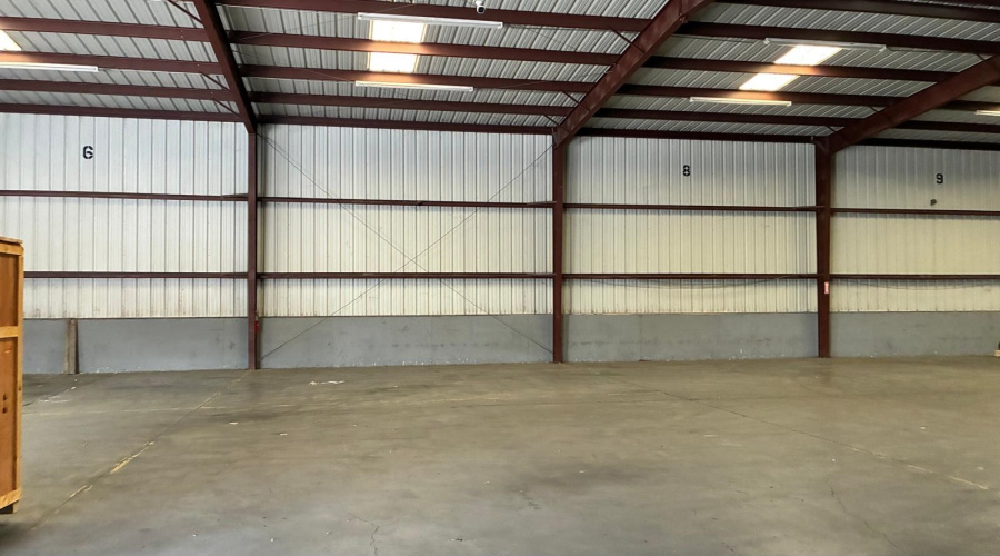 5305 Santa Maria Ave, Laredo, Texas 78040, 1 Bedroom Bedrooms, 1 Room Rooms,1 BathroomBathrooms,Commercial/industrial,For Rent,5305 Santa Maria Ave,20262850