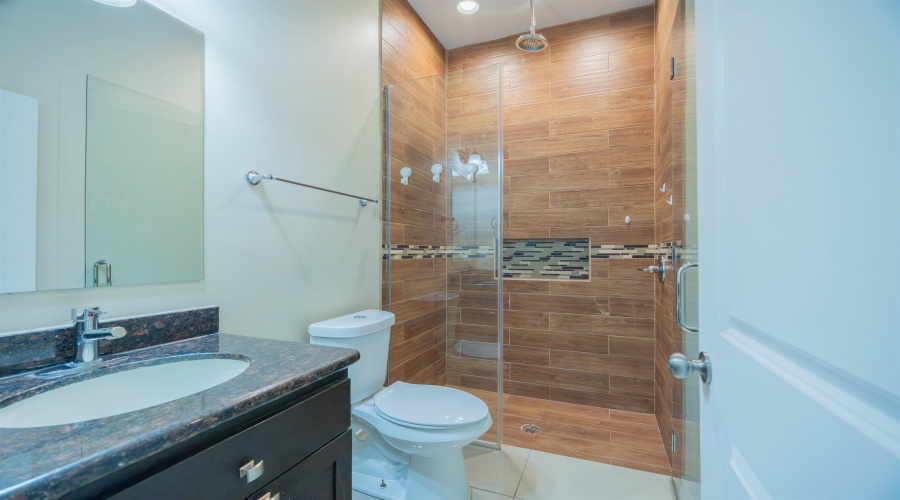 1521 Riddle Dr, Laredo, Texas 78046, 3 Bedrooms Bedrooms, 5 Rooms Rooms,2 BathroomsBathrooms,Residential,For Sale,1521 Riddle Dr,20262853