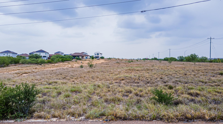 3302 Cuatro Vientos Rd, Laredo, Texas 78046, ,Land,For Sale,3302 Cuatro Vientos Rd,20262859