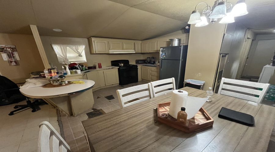 207 Stone Ave, Laredo, Texas 78040, ,Multi-family,For Sale,207 Stone Ave,20262855