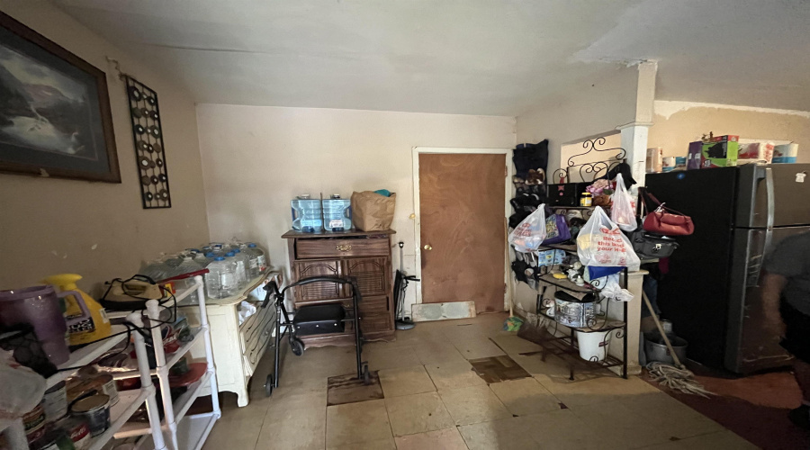 207 Stone Ave, Laredo, Texas 78040, ,Multi-family,For Sale,207 Stone Ave,20262855