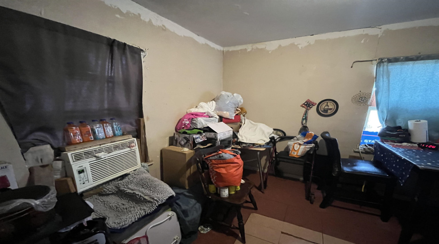 207 Stone Ave, Laredo, Texas 78040, ,Multi-family,For Sale,207 Stone Ave,20262855