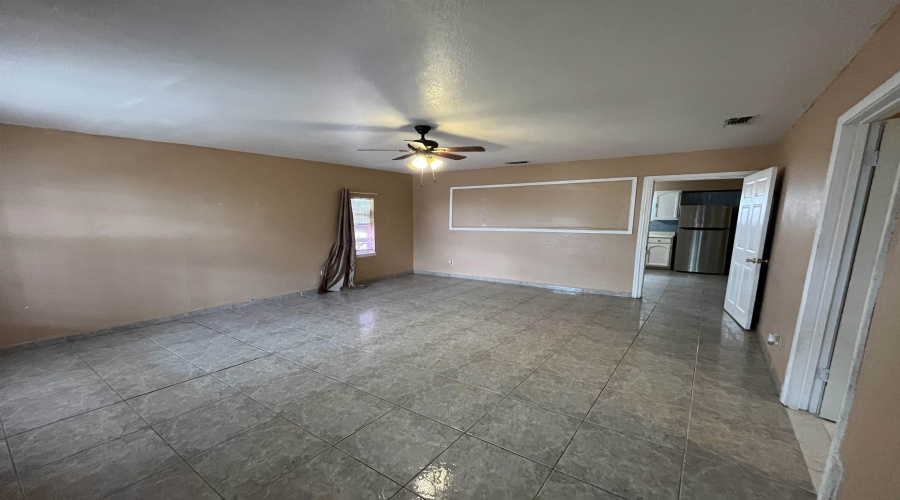 207 Stone Ave, Laredo, Texas 78040, ,Multi-family,For Sale,207 Stone Ave,20262855