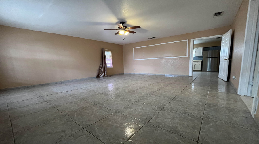 207 Stone Ave, Laredo, Texas 78040, ,Multi-family,For Sale,207 Stone Ave,20262855