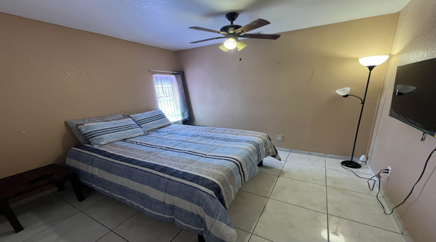 207 Stone Ave, Laredo, Texas 78040, ,Multi-family,For Sale,207 Stone Ave,20262855