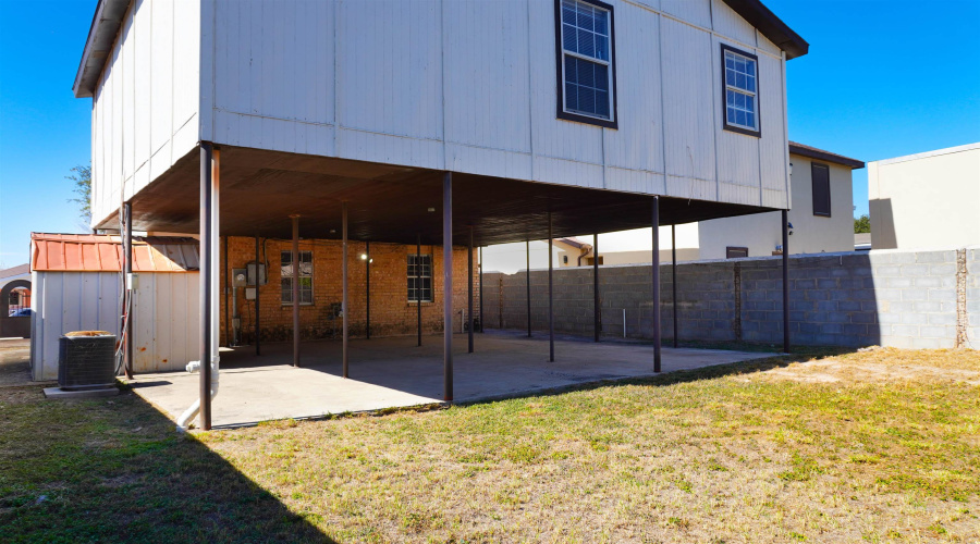 9617 Mallard Lp, LAREDO, Texas 78045, 4 Bedrooms Bedrooms, 5 Rooms Rooms,2 BathroomsBathrooms,Residential,For Sale,9617 Mallard Lp,20262857
