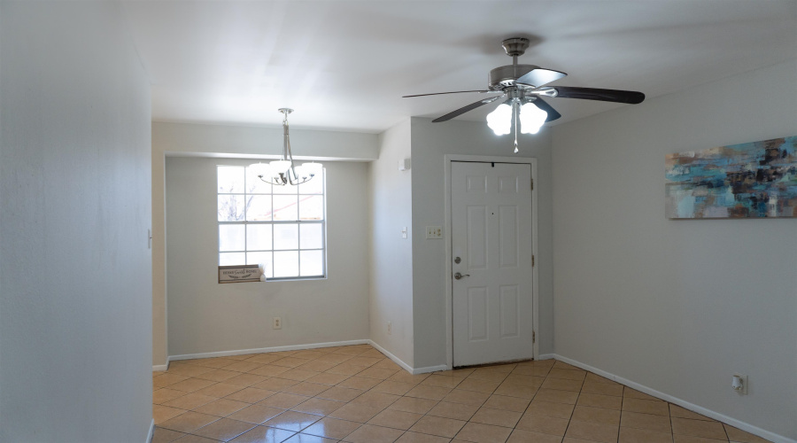 9617 Mallard Lp, LAREDO, Texas 78045, 4 Bedrooms Bedrooms, 5 Rooms Rooms,2 BathroomsBathrooms,Residential,For Sale,9617 Mallard Lp,20262857