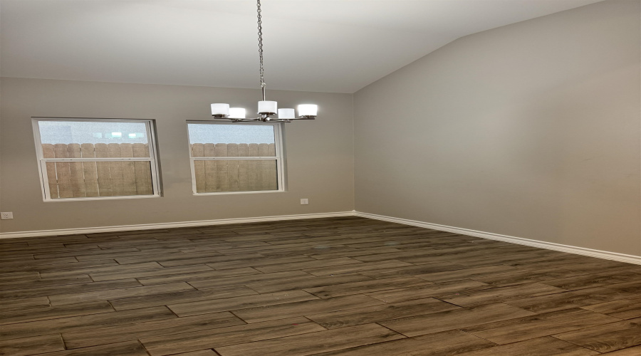 813 Pausa Dr., Laredo, Texas 78045, 5 Bedrooms Bedrooms, 7 Rooms Rooms,3 BathroomsBathrooms,Residential,For Sale,813 Pausa Dr.,20262858