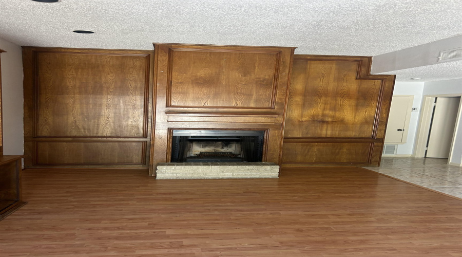 108 Martingale Ln, Laredo, Texas 78045, 4 Bedrooms Bedrooms, 8 Rooms Rooms,3 BathroomsBathrooms,Residential,For Rent,108 Martingale Ln,20262863