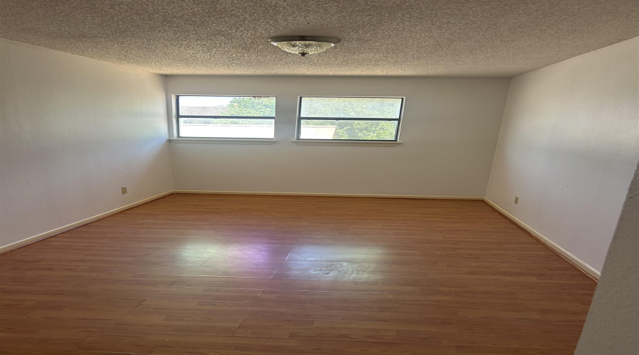 108 Martingale Ln, Laredo, Texas 78045, 4 Bedrooms Bedrooms, 8 Rooms Rooms,3 BathroomsBathrooms,Residential,For Rent,108 Martingale Ln,20262863