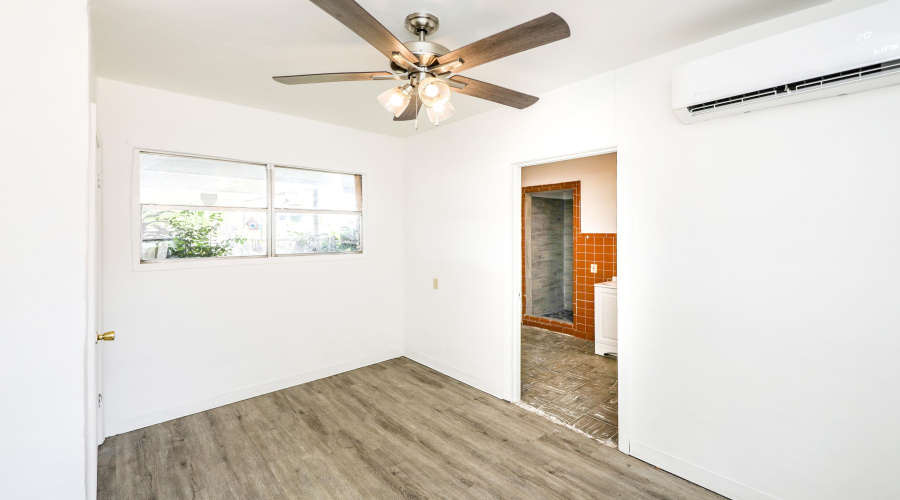 1402 Corpus Christi St, Laredo, Texas 78040, 1 Bedroom Bedrooms, 2 Rooms Rooms,1 BathroomBathrooms,Residential,For Rent,1402 Corpus Christi St,20262864