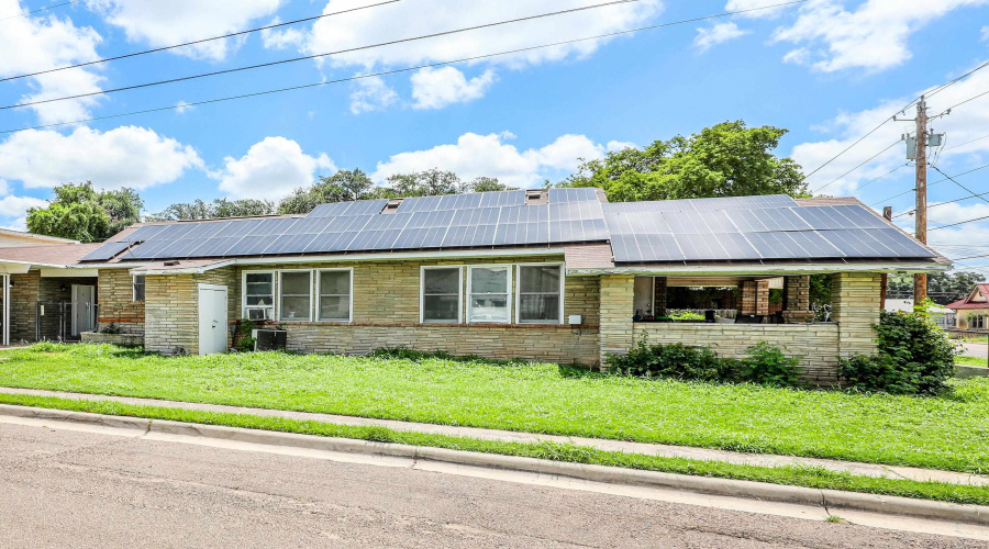 1402 Corpus Christi St, Laredo, Texas 78040, 1 Bedroom Bedrooms, 2 Rooms Rooms,1 BathroomBathrooms,Residential,For Rent,1402 Corpus Christi St,20262864