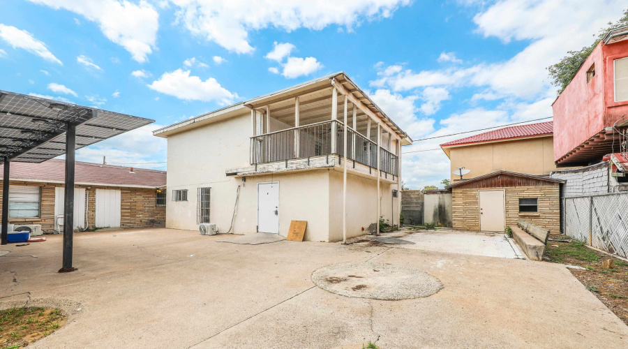 1402 Corpus Christi St, Laredo, Texas 78040, 1 Bedroom Bedrooms, 2 Rooms Rooms,1 BathroomBathrooms,Residential,For Rent,1402 Corpus Christi St,20262865