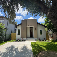 3504 San Agustin Ave, Laredo, Texas 78041, 4 Bedrooms Bedrooms, 6 Rooms Rooms,2 BathroomsBathrooms,Residential,For Rent,3504 San Agustin Ave,20262869
